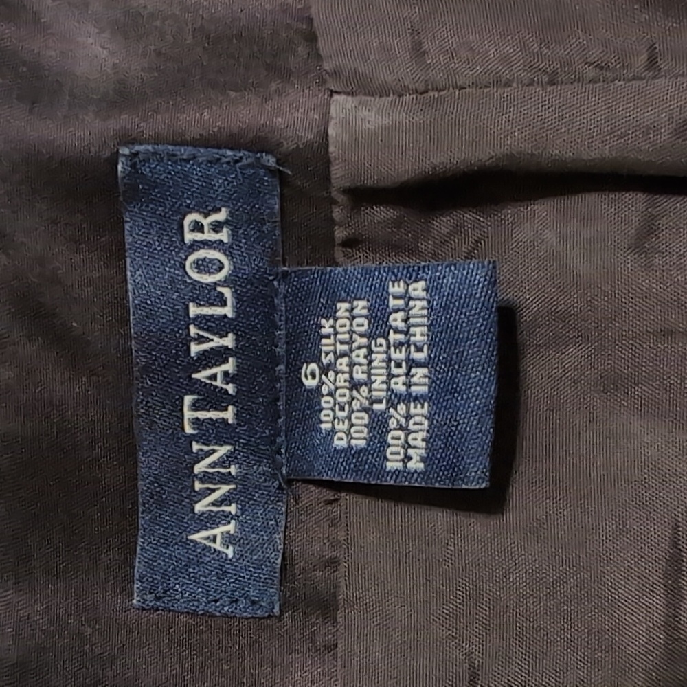 ANN TAYLOR Dark Purple Satin Embroidered Formal Set – Size 6 & 8 - Picture 8 of 11
